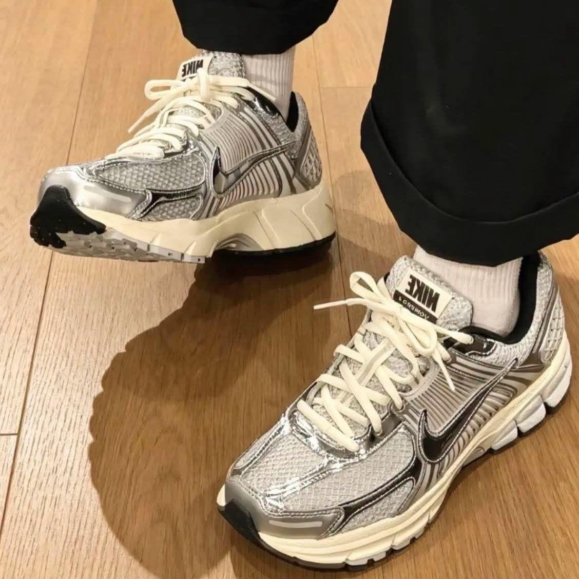 🪙Nike Vomero5金属银|千禧Y2K复古神鞋,上脚自带氛围感
